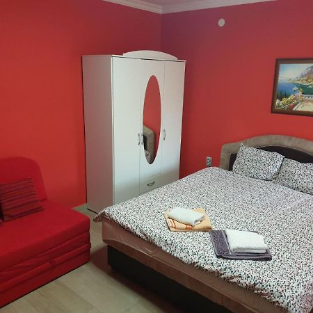 Kolibri 2 Vendeghaz Apartment Mórahalom Екстериор снимка